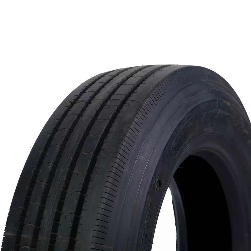 Грузовая шина 215/75 R17,5 Long March LM-216 16PR в Кировграде